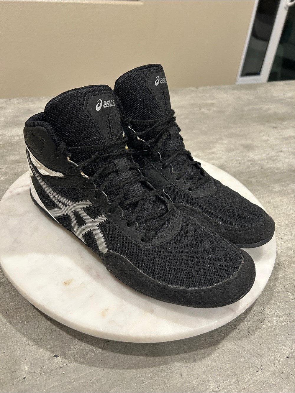ASICS Matflex 6 Wrestling Shoes Mens
Size 11.5 Black White Mesh Lace Up
Sneakers